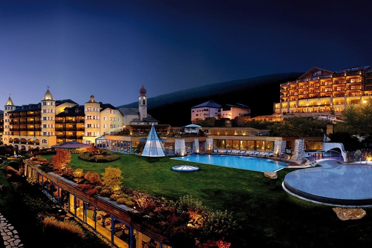 Lo storico Adler Dolomiti Spa & Sport Resort 